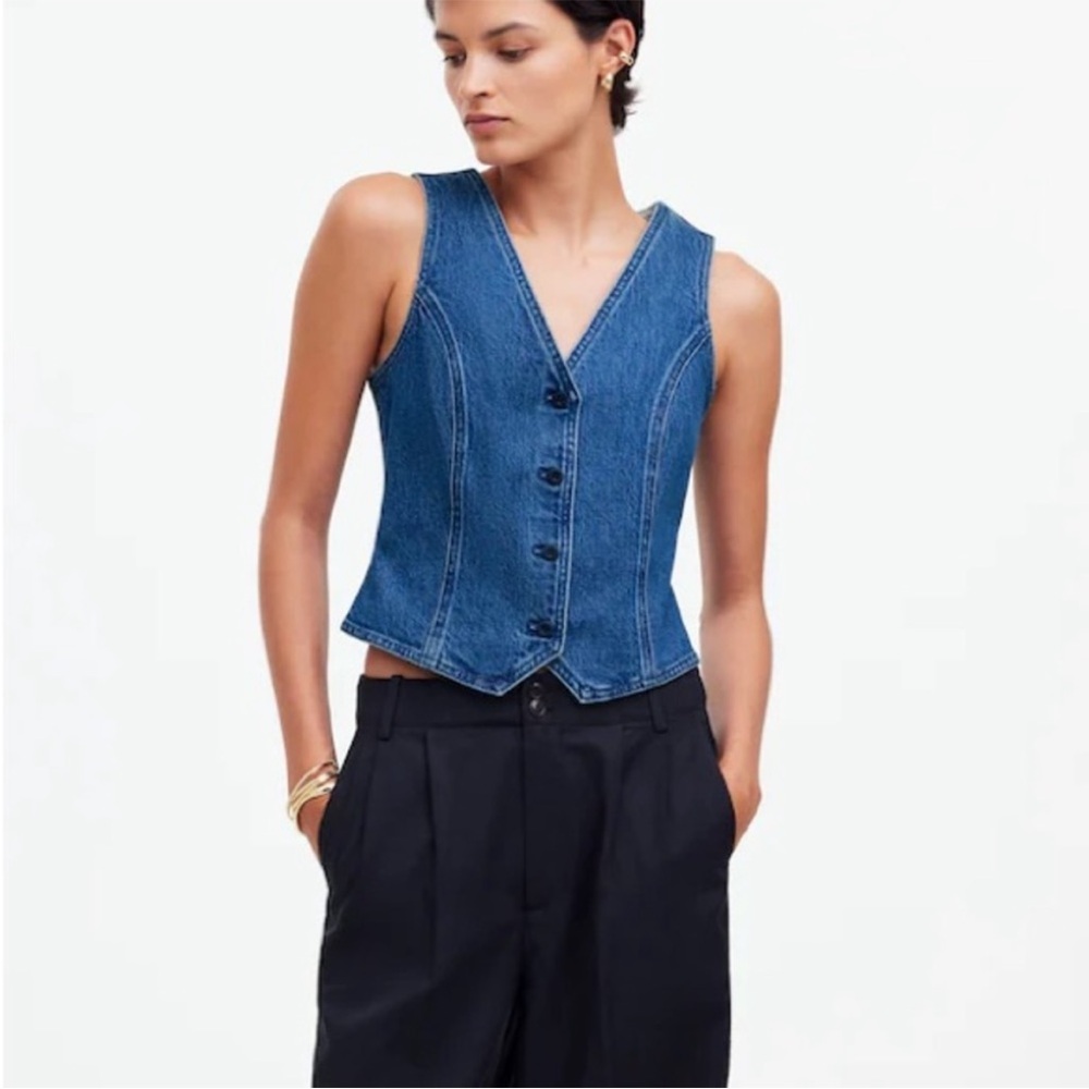 Madewell Fitted Denim Vest in Indigo Wash